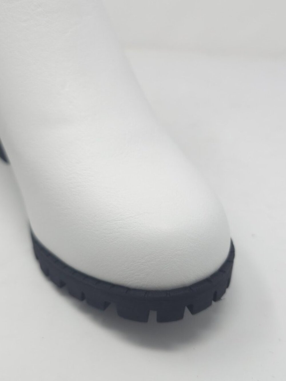 White Chunky Heel Ankle Boots Chelsea Style Platform Minimalist Trendy - Picture 6 of 10